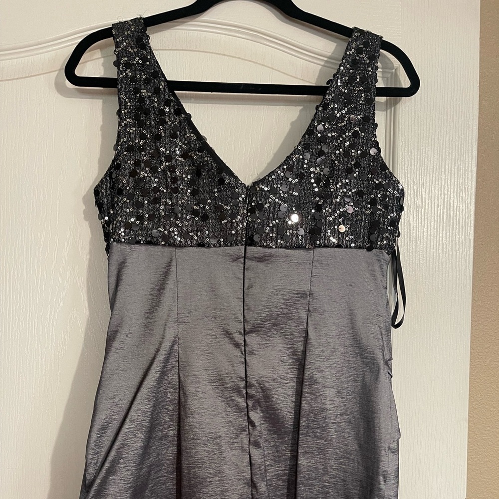 Dress with sequins